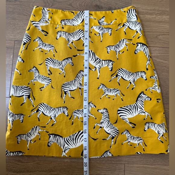 Ann Taylor Factory Novelty Print Zebra Stampede Safari Mustard Yellow Skirt Sz 2 - Picture 7 of 7